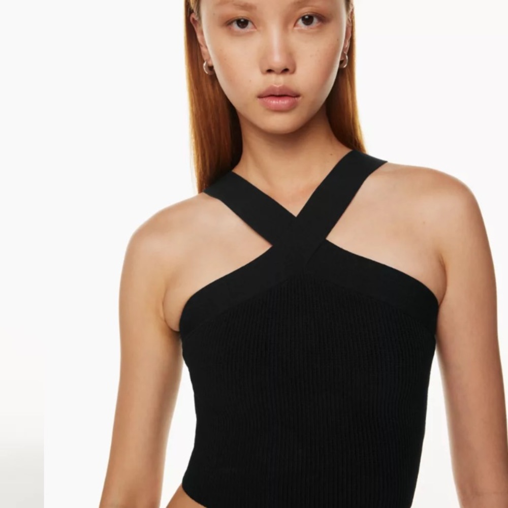 Sculpt Knit Criss Cross Cropped Tank - Black XS